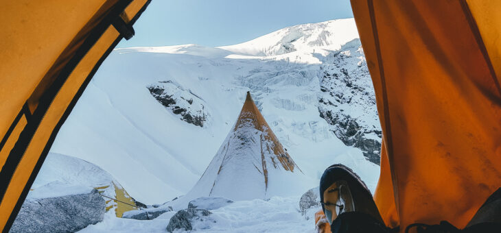 Mera Peak with Earths Edge