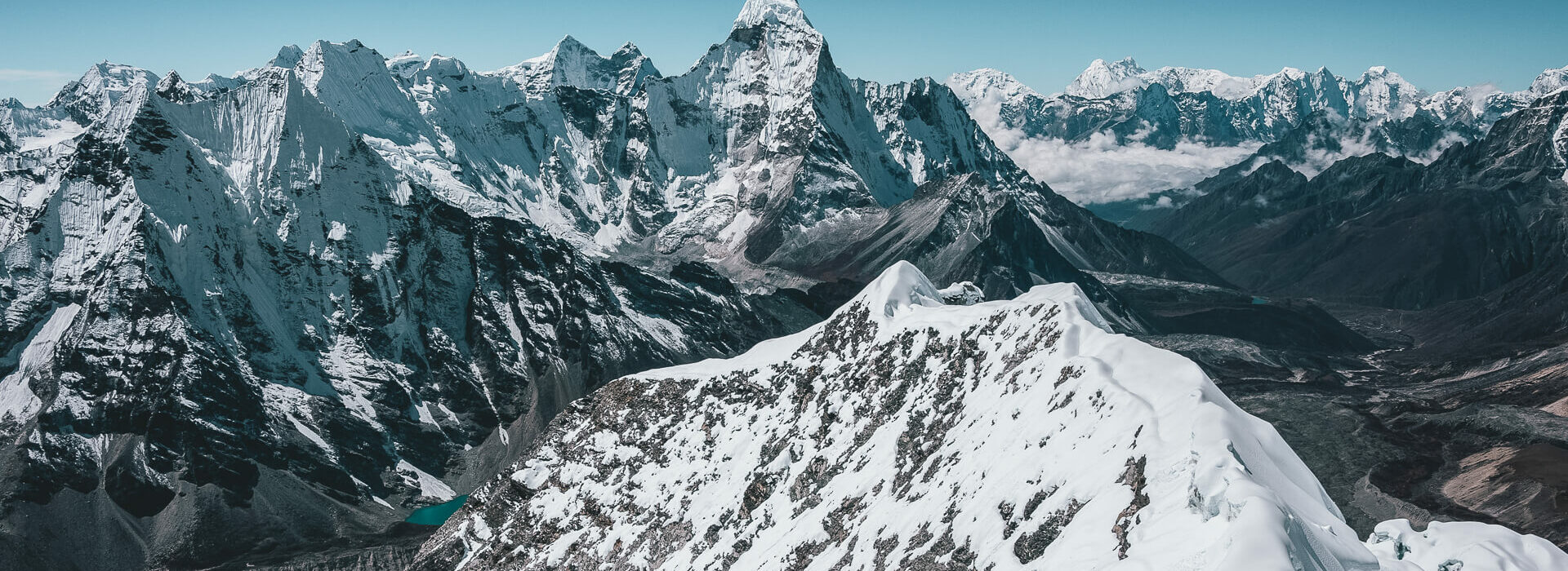 Island Peak with Earth's Edge 1