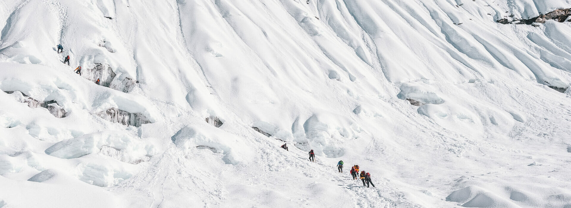 Island Peak with Earth's Edge 5