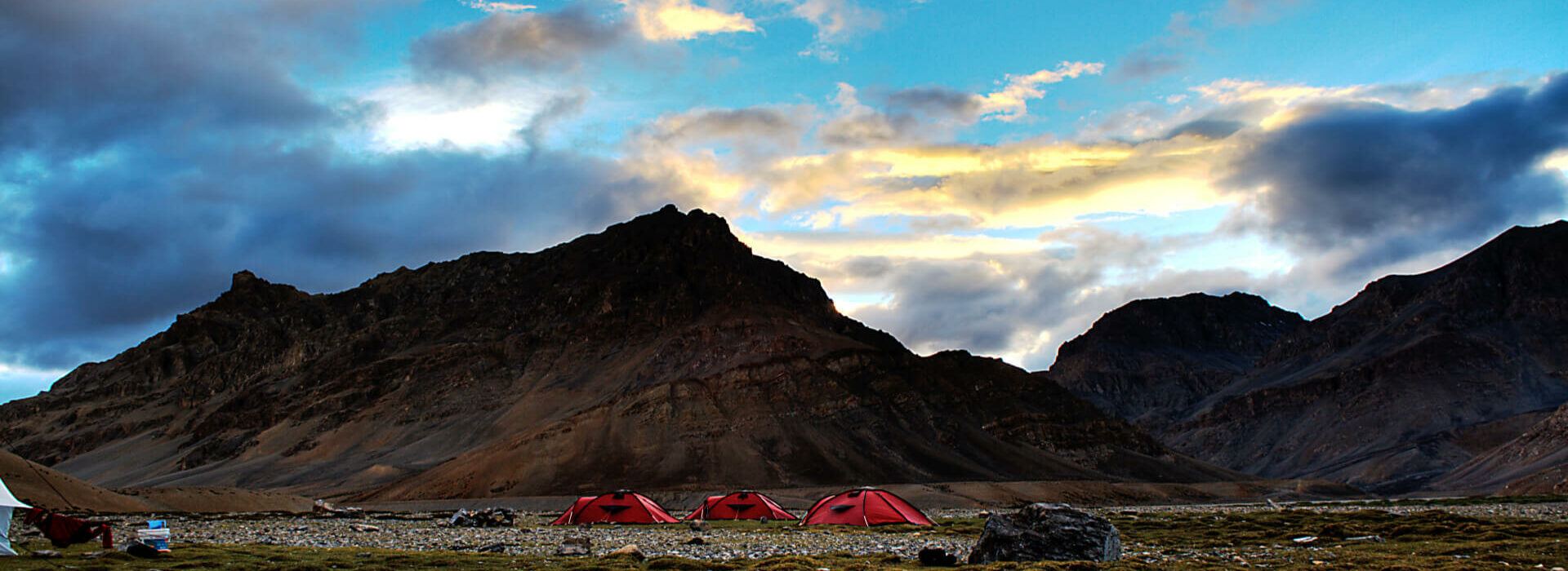 Kang Yatse with Earth's Edge 1